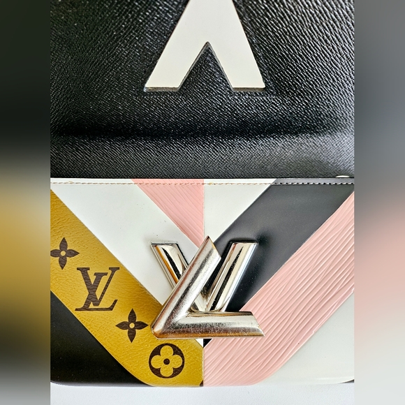 Louis Vuitton Leather & Reverse Monogram Twist Lock Long Wallet - Picture 6 of 11